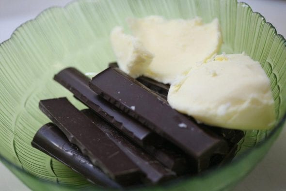 Mousse de Chocolate Temperada com Azeite e Sal